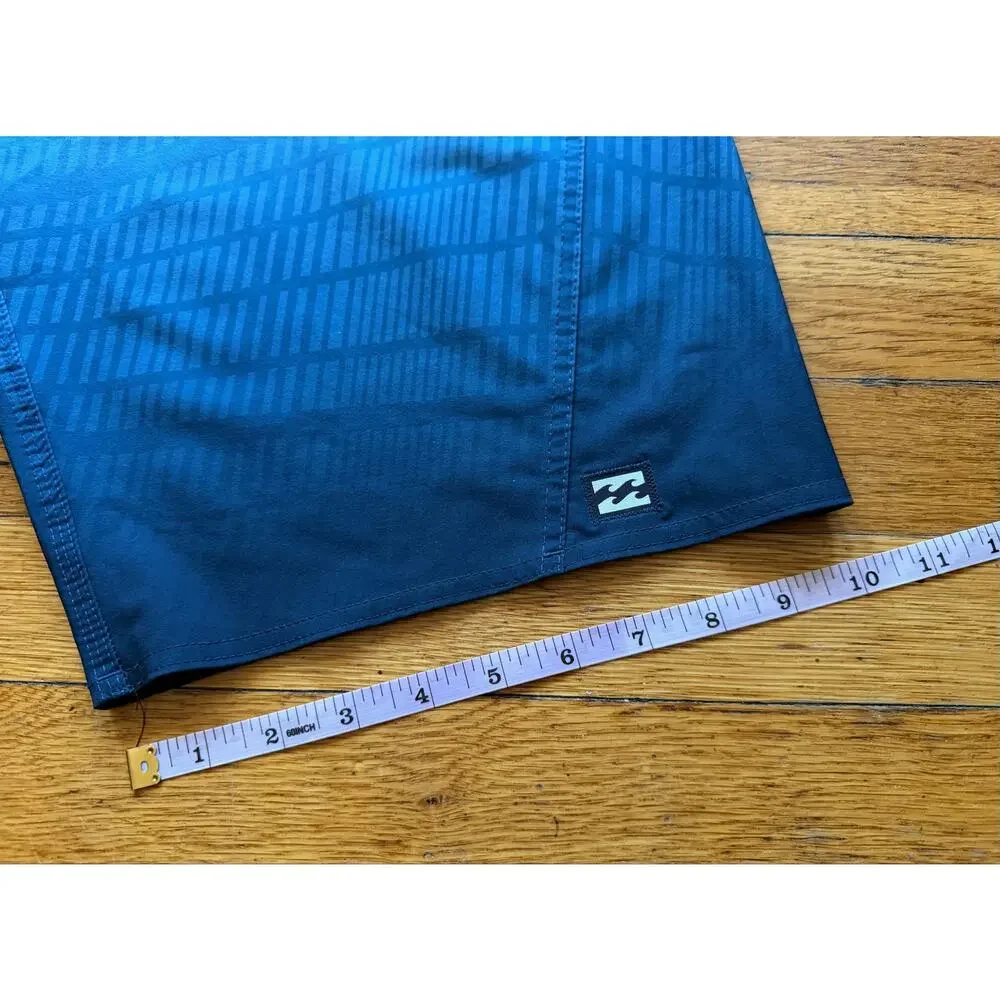 BILLABONG Recycler Fluid Pro Blue Boardshorts Mens sz 30
